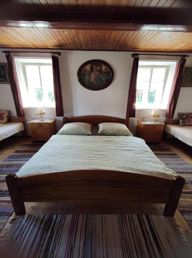 Cafe Nostalgie Ctyrluzkovy Apartman Krásná Lípa Bagian luar foto